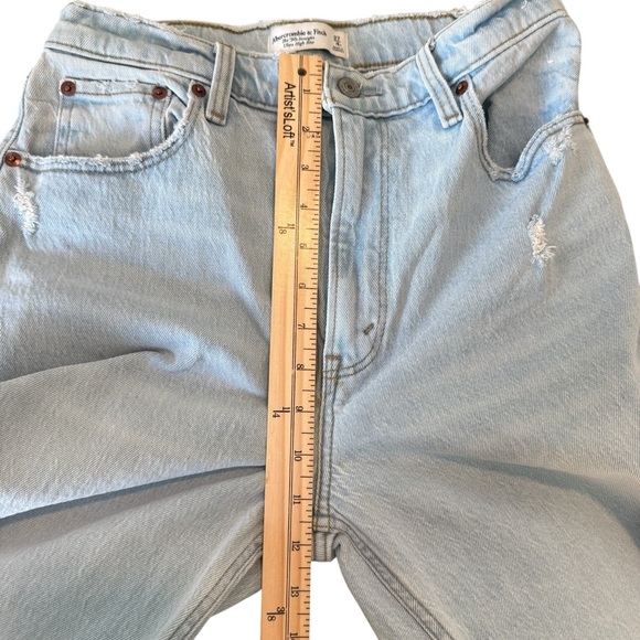 Abercrombie & Fitch "The '90s Straight Ultra High Rise" Denim Jeans US27 - Picture 8 of 9